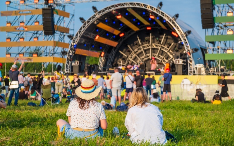 Enjoy Summer Festivals Safely: Top Well-being Tips